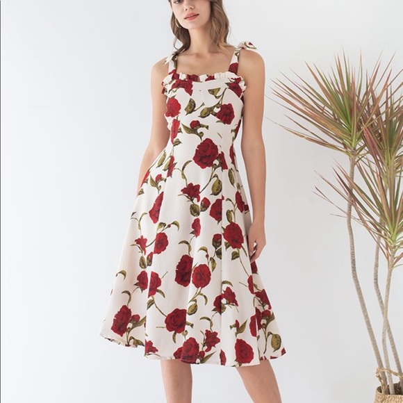 Chicwish Dresses & Skirts - Rose Floral Midi Dress